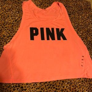 Crop top,semi used it’s under great conditions